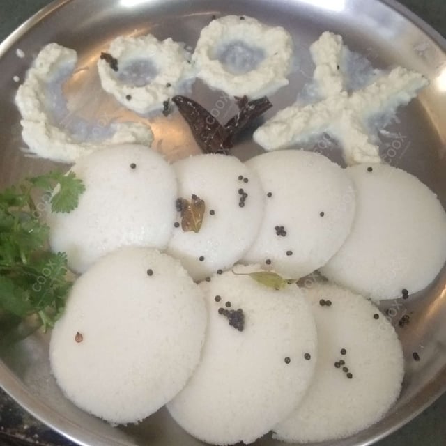 Delicious Plain Idli prepared by COOX