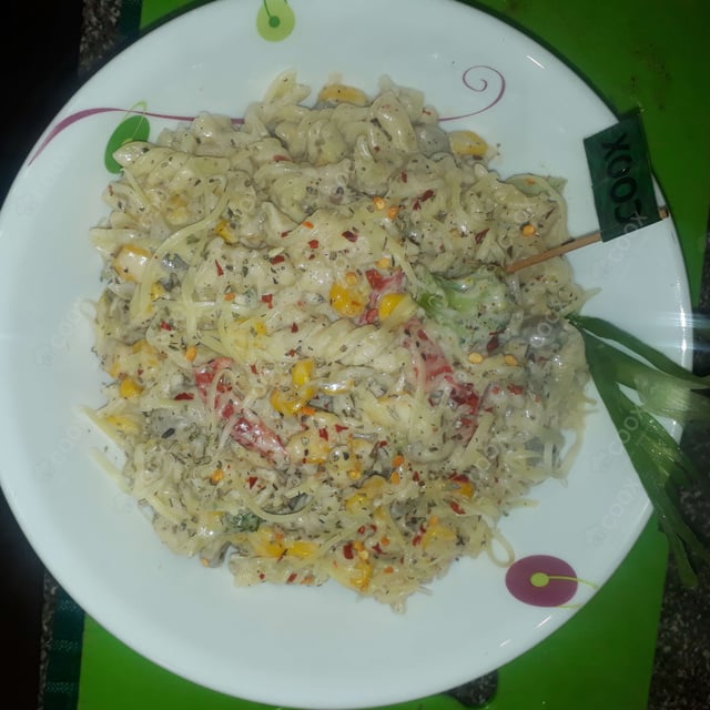 Delicious Pasta in White Sauce prepared by COOX