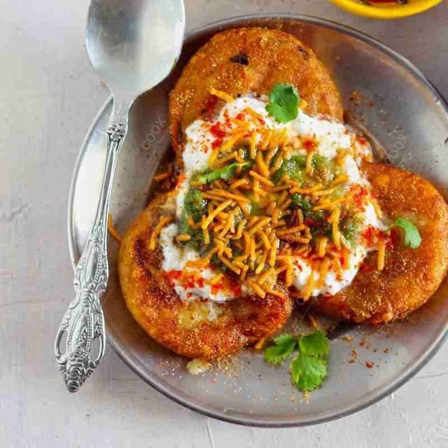 Delicious Aloo Tikki Chaat prepared by COOX