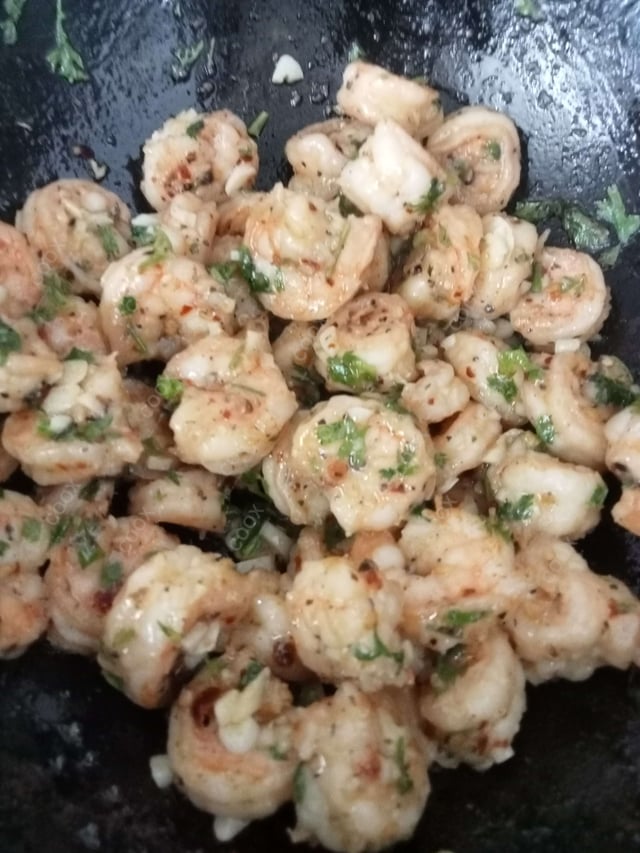 Delicious Butter Garlic Prawns prepared by COOX