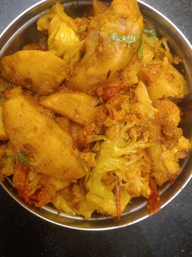 Delicious Aloo Gobhi prepared by COOX