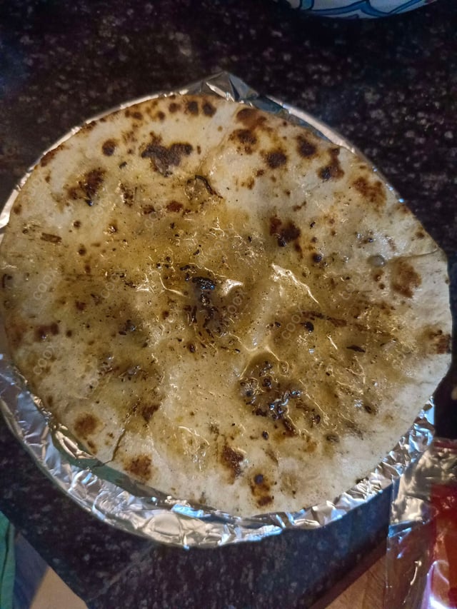 Delicious Naan (Butter / Garlic) prepared by COOX