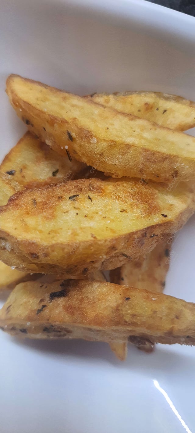 Delicious Potato Wedges prepared by COOX