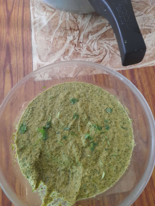 Delicious Green Chutney prepared by COOX