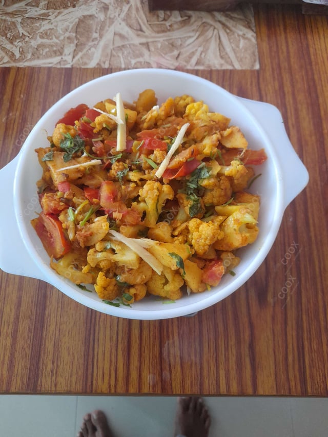 Delicious Aloo Gobhi prepared by COOX