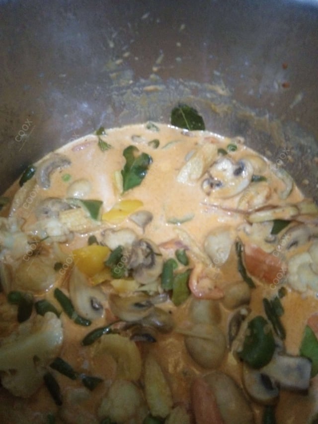 Delicious Red Thai Curry prepared by COOX