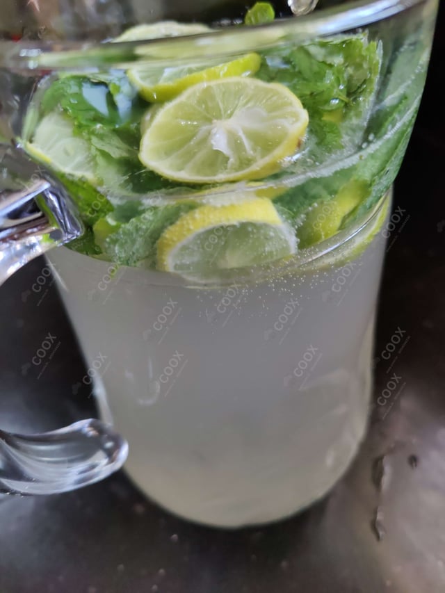 Delicious Virgin Mojito prepared by COOX