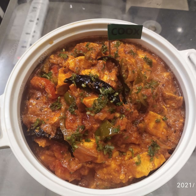 Delicious Kadhai Paneer prepared by COOX