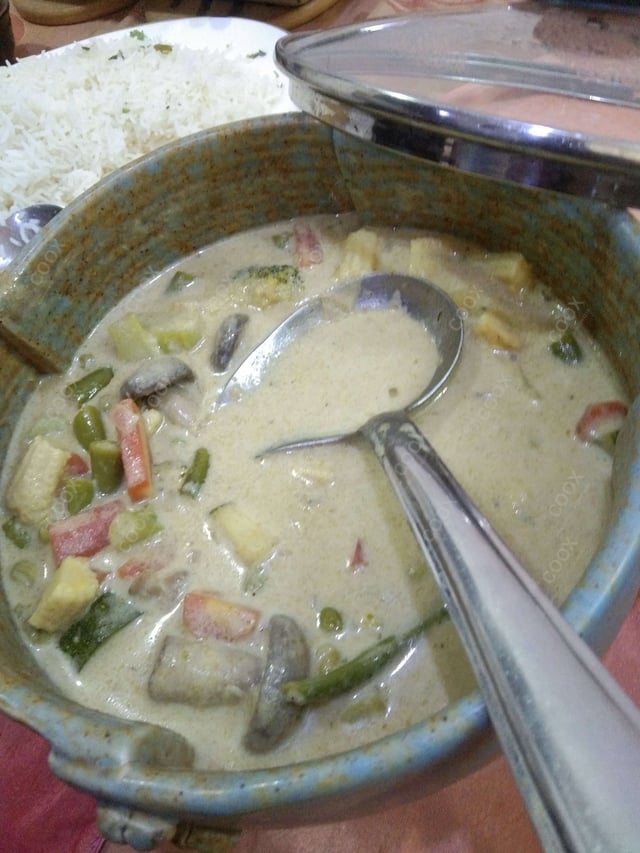 Delicious Green Thai Curry prepared by COOX