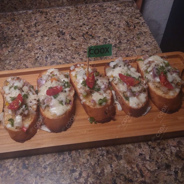 Delicious Garlic Bread prepared by COOX