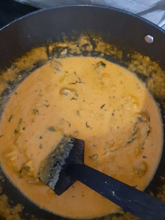 Delicious Red Thai Curry prepared by COOX