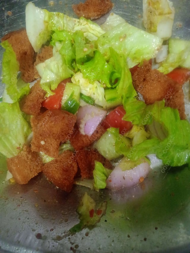 Delicious Fattoush Salad prepared by COOX