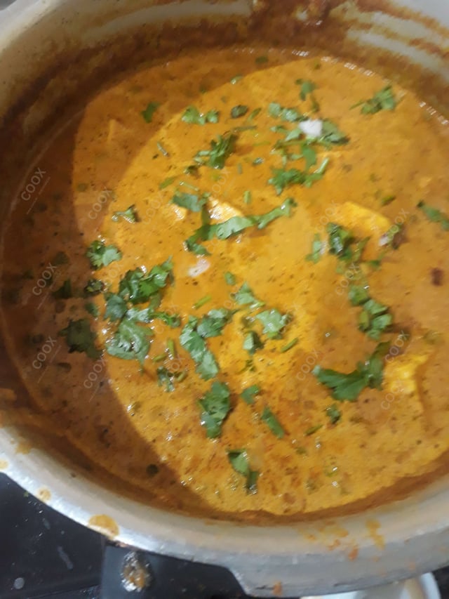 Delicious Matar Paneer prepared by COOX