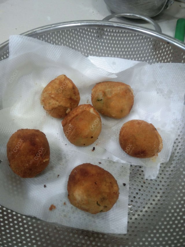 Delicious Fried Cheese Balls prepared by COOX