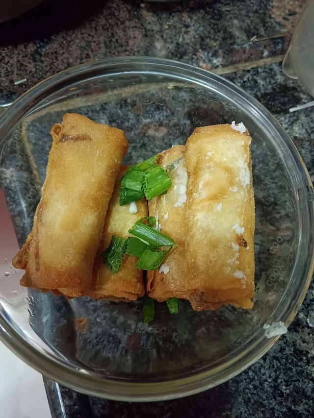 Delicious Veg Spring Rolls prepared by COOX