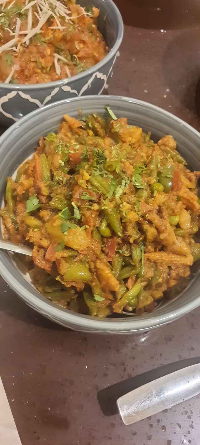 Delicious Mix Veg prepared by COOX