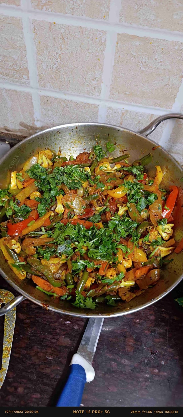 Delicious Veg Jalfrezi prepared by COOX