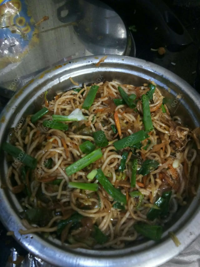 Delicious Veg Hakka Noodles prepared by COOX