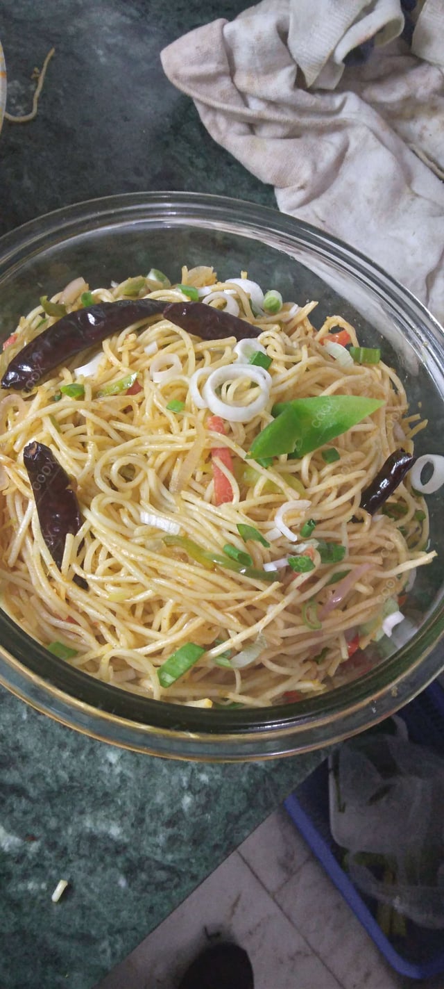 Delicious Chilly Garlic Noodles prepared by COOX