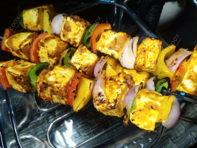 Delicious Paneer Tikka prepared by COOX