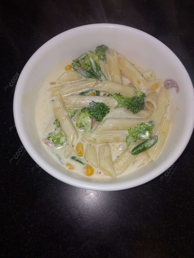 Delicious Pasta in White Sauce prepared by COOX