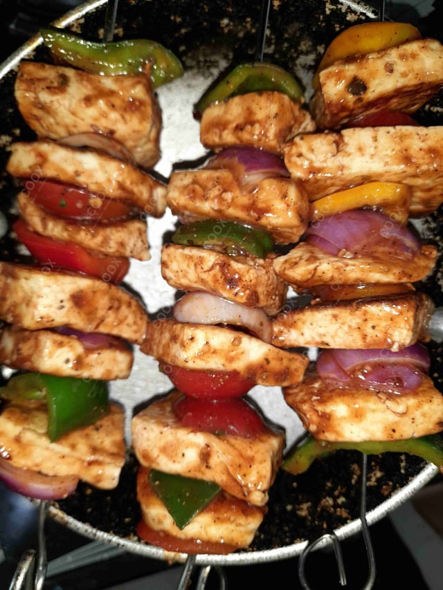 Delicious Paneer Shashlik prepared by COOX