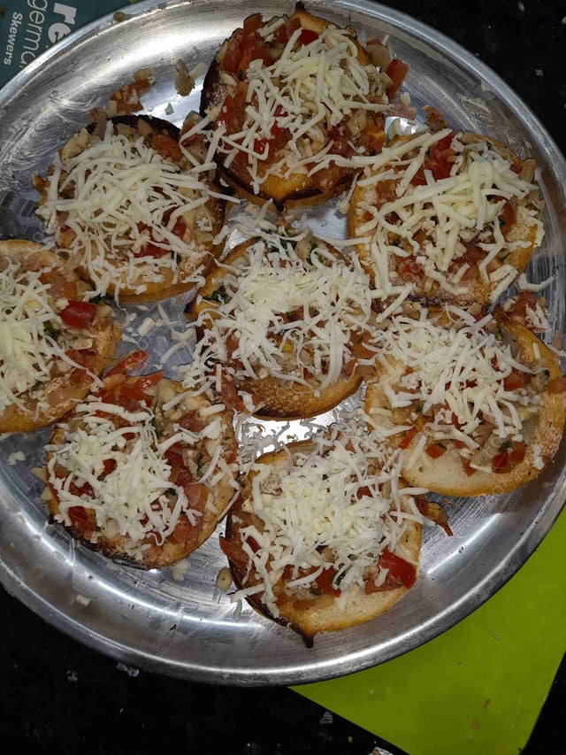 Delicious Tomato Mushroom Bruschetta prepared by COOX