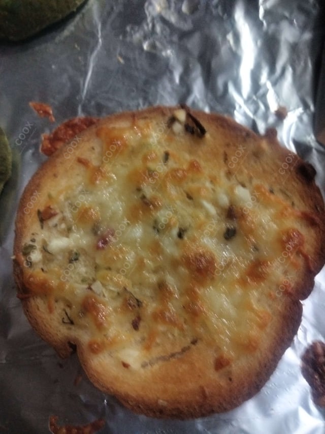 Delicious Garlic Bread with Cheese prepared by COOX