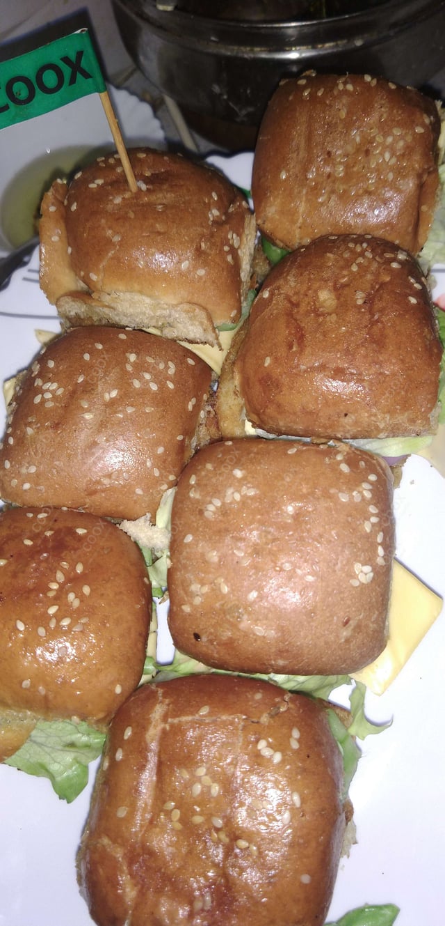 Delicious Mini Veg Burgers prepared by COOX