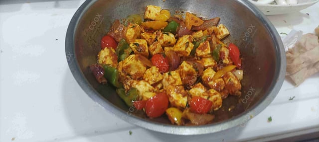 Delicious Paneer Shashlik prepared by COOX