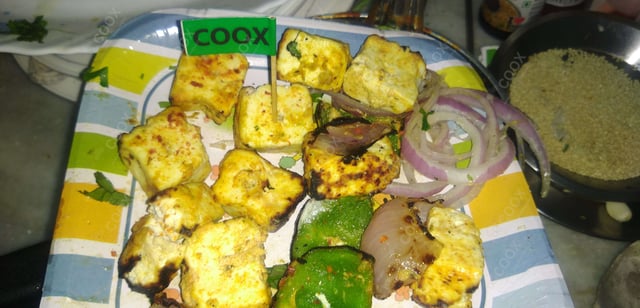 Delicious Paneer Tikka prepared by COOX