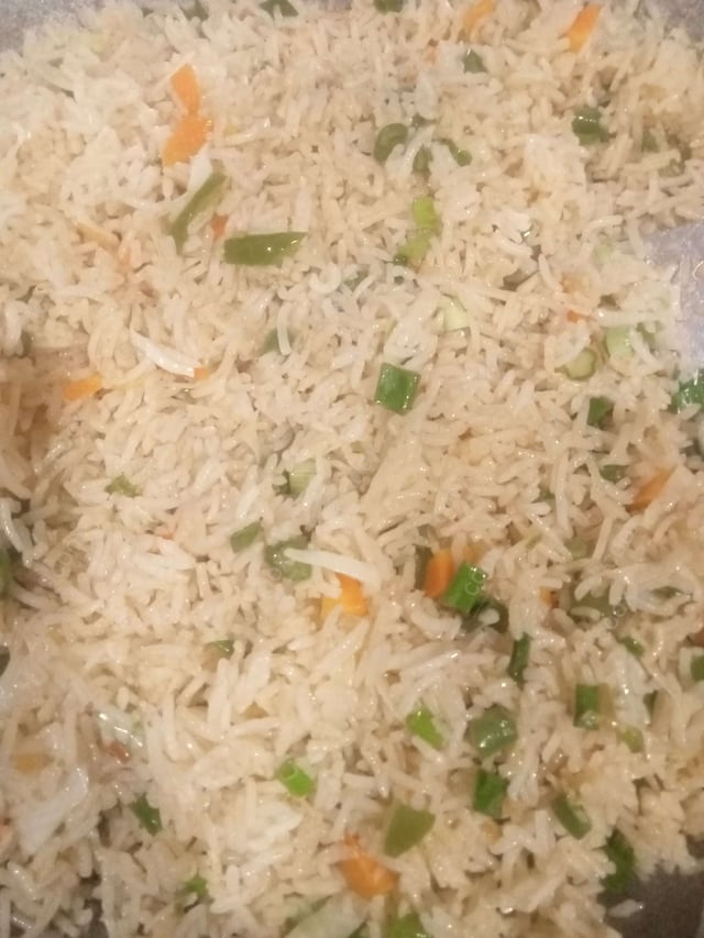 Delicious Veg Fried Rice prepared by COOX