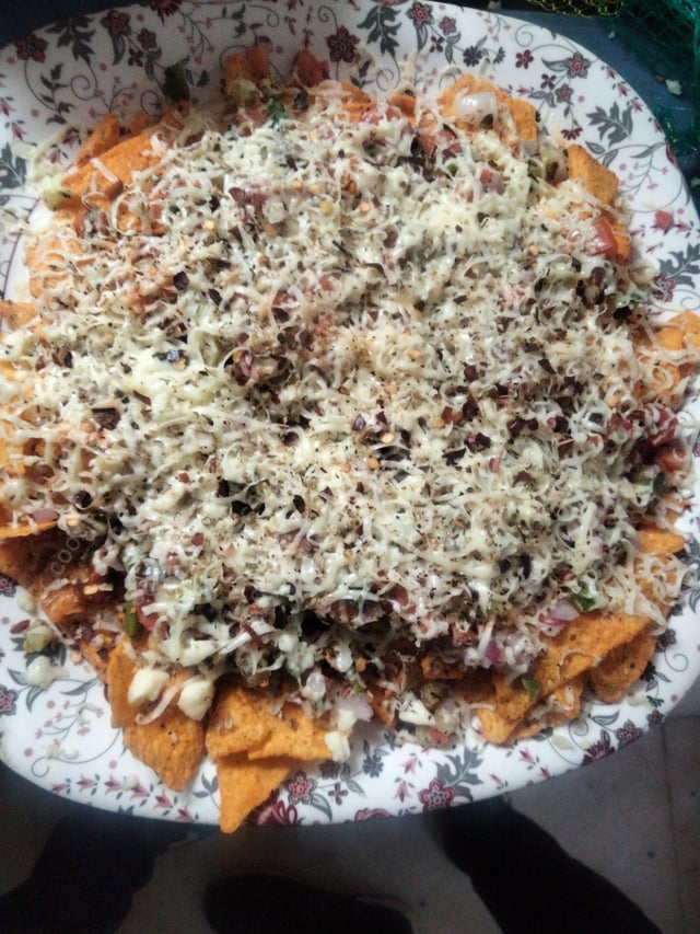 Delicious Cheese Nachos prepared by COOX