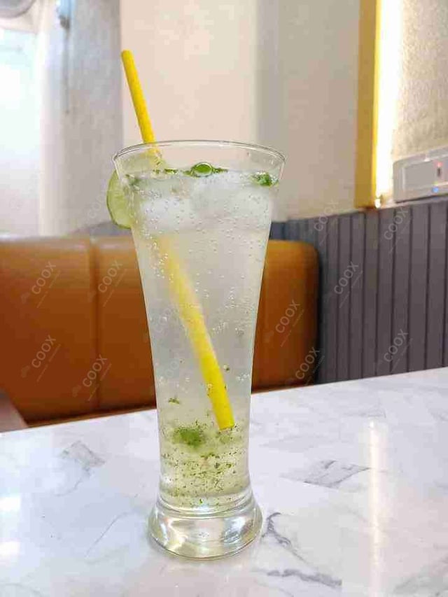 Delicious Virgin Mojito prepared by COOX