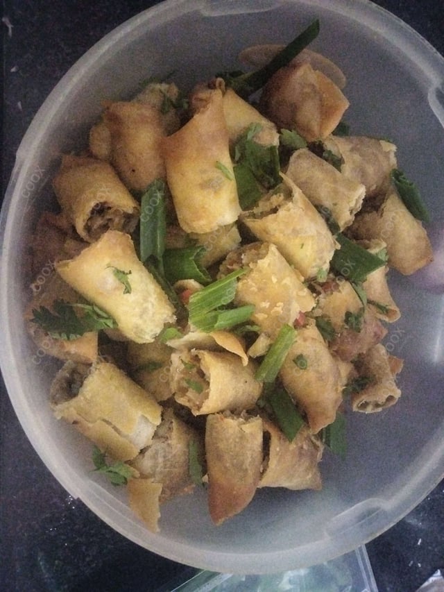 Delicious Chicken Spring Rolls prepared by COOX