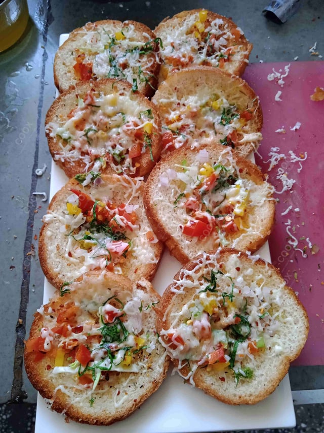 Delicious Garlic Bread with Cheese prepared by COOX