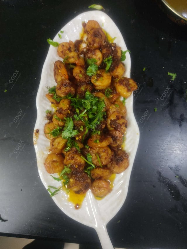 Delicious Butter Garlic Prawns prepared by COOX