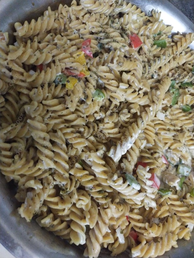 Delicious Pasta in White Sauce prepared by COOX