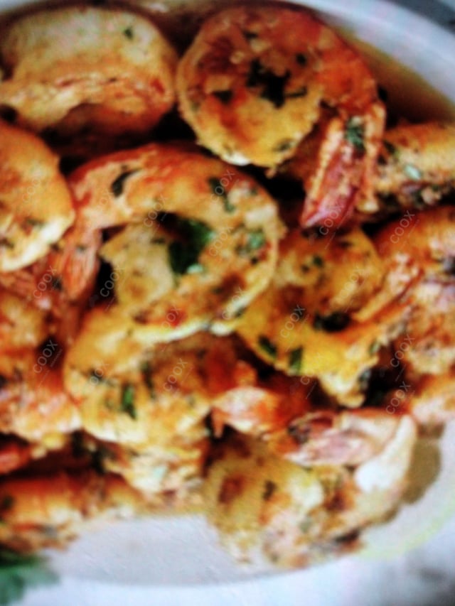 Delicious Butter Garlic Prawns prepared by COOX