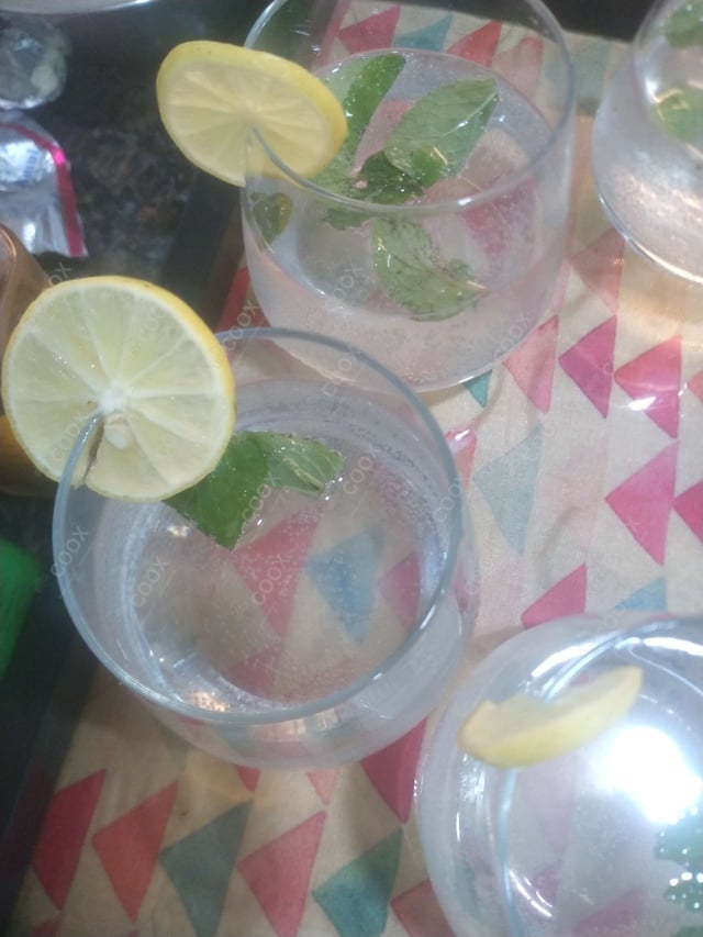 Delicious Virgin Mojito prepared by COOX