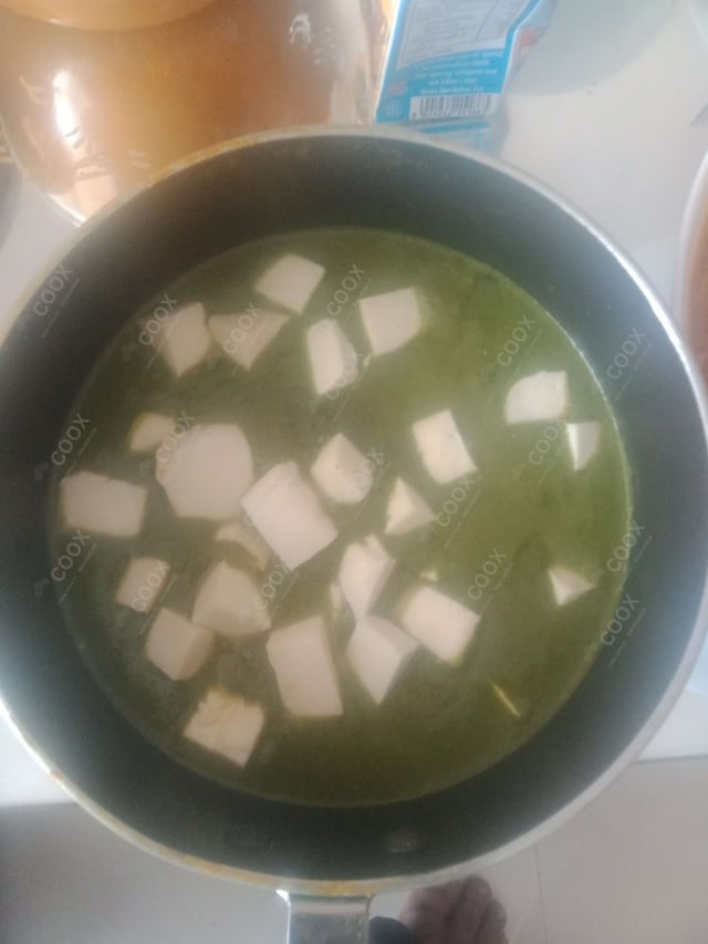 Delicious Palak Paneer prepared by COOX