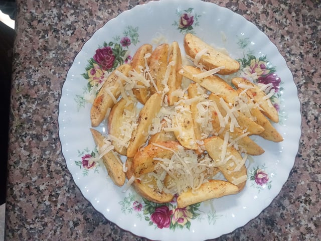 Delicious Potato Wedges prepared by COOX