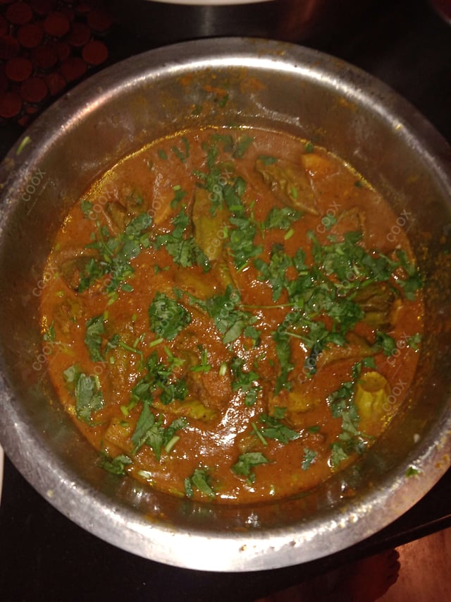 Delicious Aloo Parwal prepared by COOX