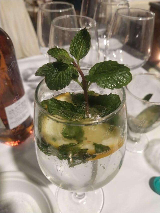 Delicious Virgin Mojito prepared by COOX