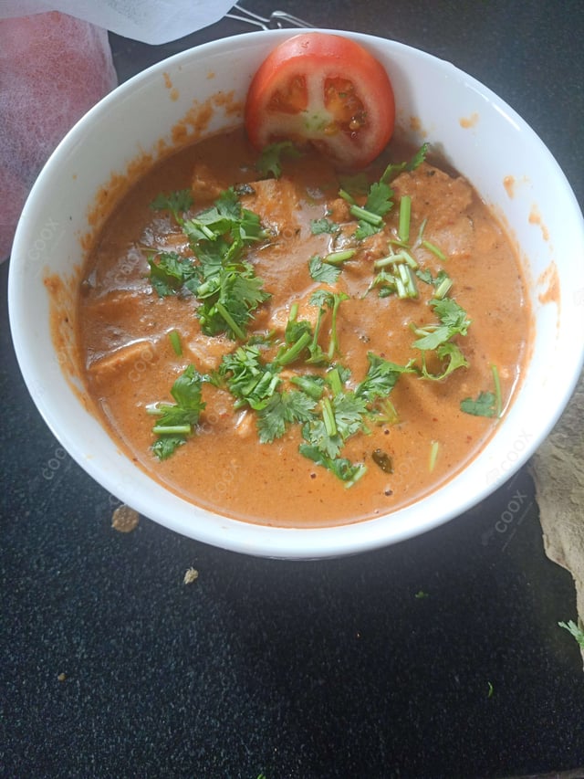 Delicious Shahi Paneer prepared by COOX