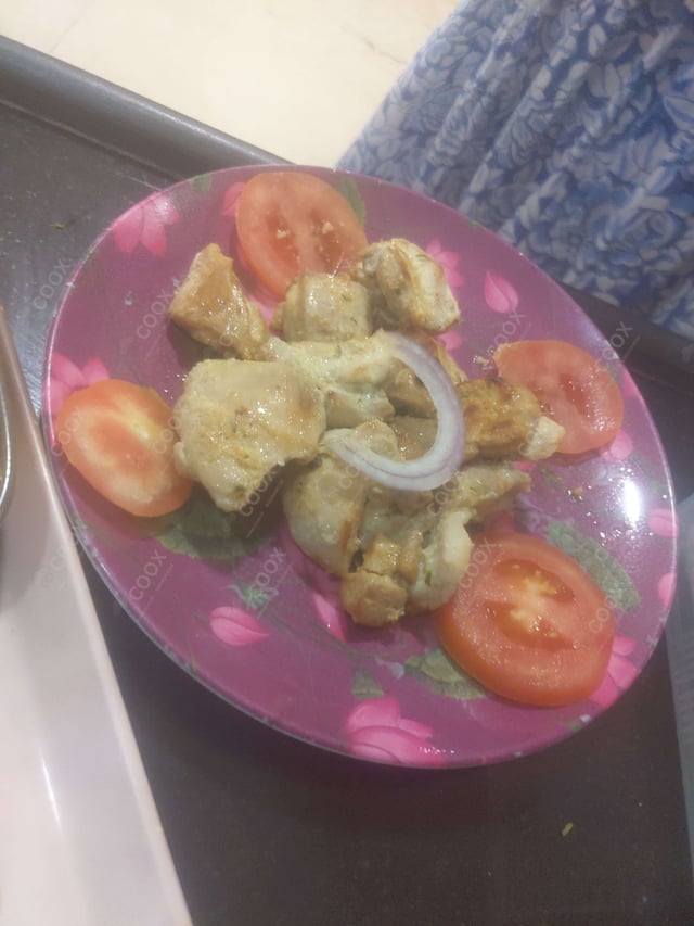 Delicious Murgh Malai Tikka prepared by COOX