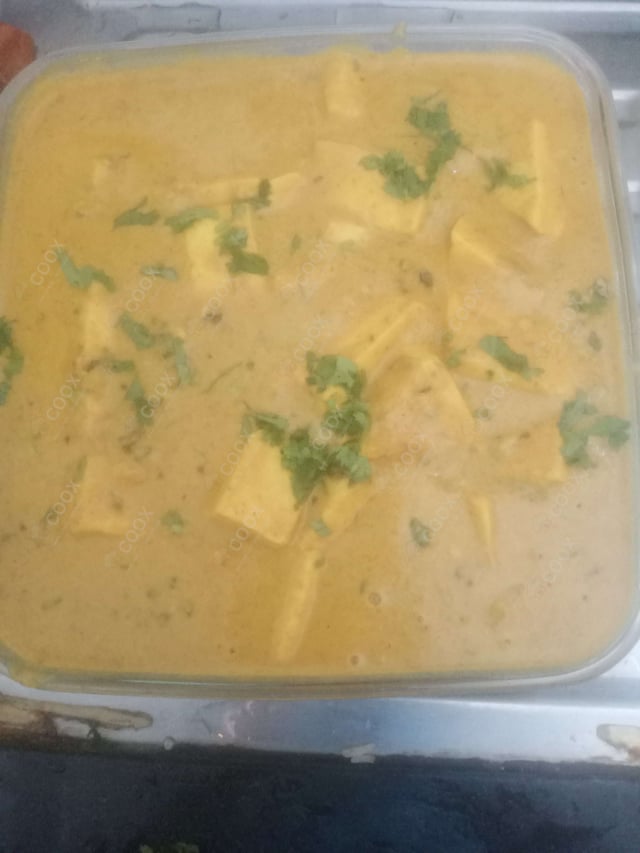 Delicious Shahi Paneer prepared by COOX