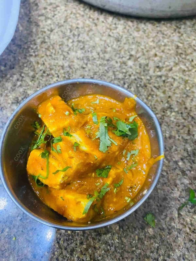 Delicious Shahi Paneer prepared by COOX