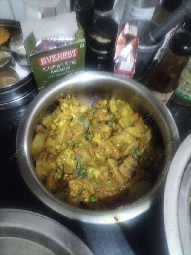 Delicious Aloo Gobhi prepared by COOX