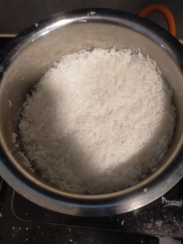 Delicious Steamed Rice prepared by COOX